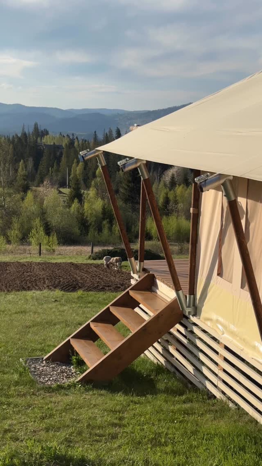 Hutsul Glamp, Микуличин